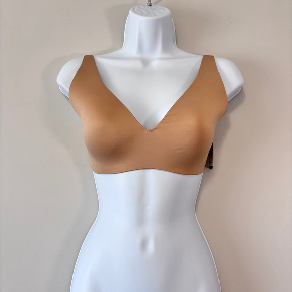 GAP GapBody Women's 32DD Beige Everyday Essentials Wireless Bra NWT - Picture 3 of 6